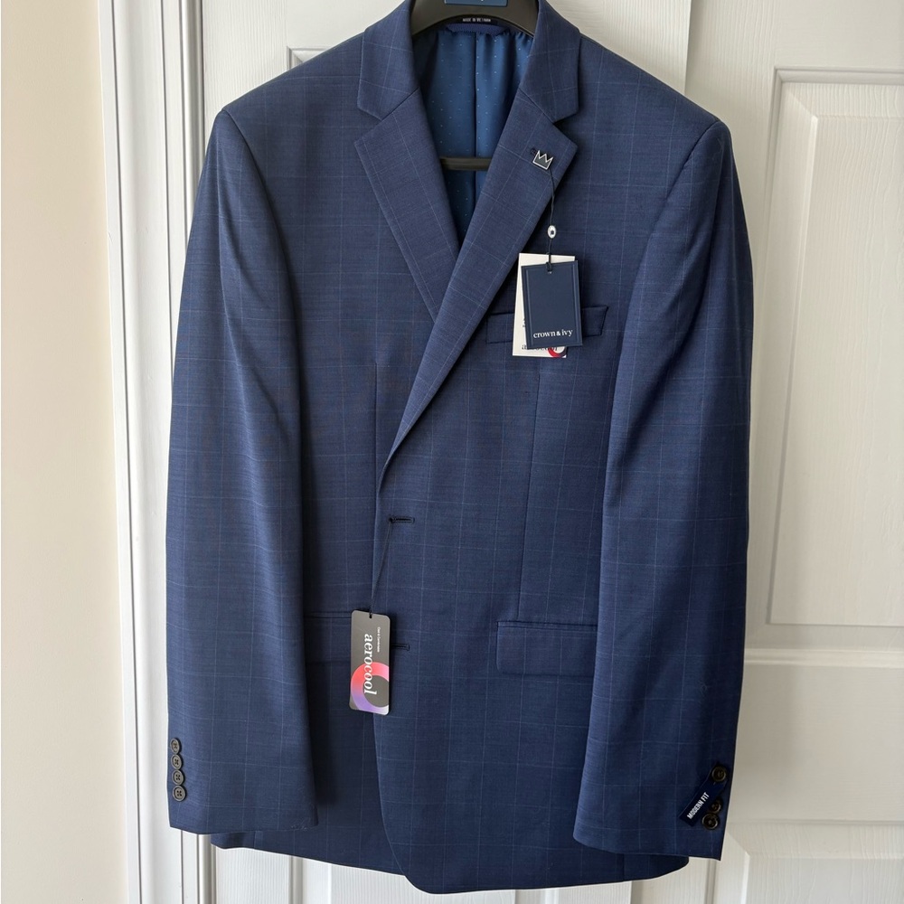 Crown & Ivy Men’s Navy Blue Grid Detail Sportscoat